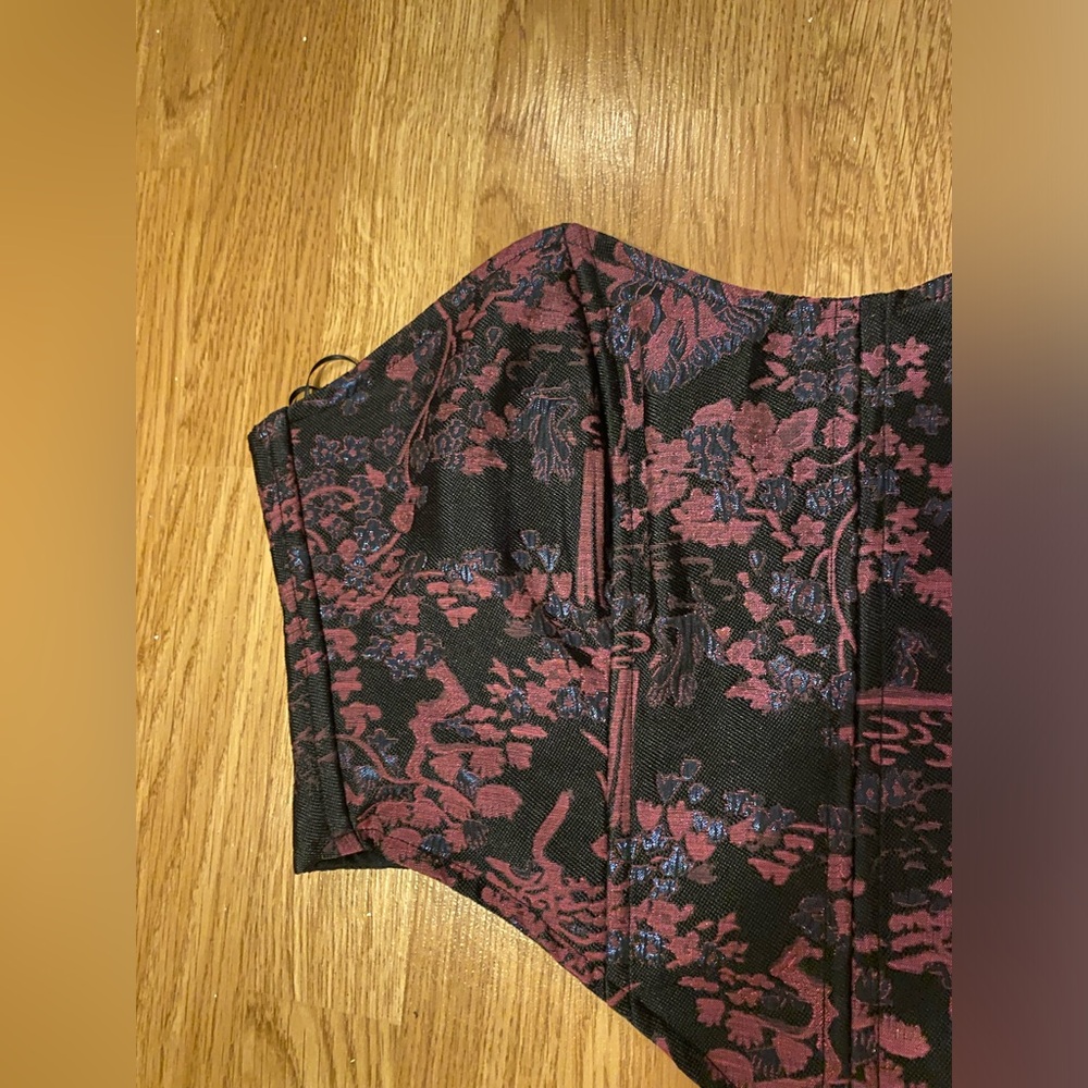 Envy corset, size small, purple and black